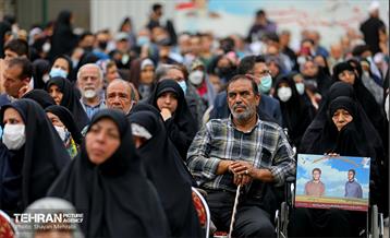 آیین افتتاحیه اولین کنگره 1000 شهید منطقه 10