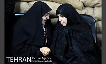 برنامه شب یلدا همراه شهردار تهران در موسسه خیریه بهشت امام رضا(ع) 25