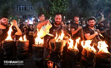 آئین سنتی مشعل گردانی تهران(محرم ۱۴۴۵) 16