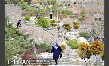 اوقات فراغت شهروندان در آبشار تهران 9