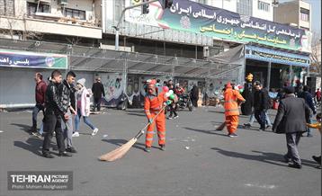 خدمات شهرداری تهران در پایان راهپیمایی ۲۲ بهمن - ۲ 1