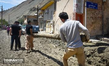 امداد رسانی شهرداری منطقه 14 به مناطق سیل زده فیروزکوه 5