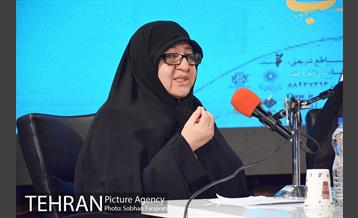 نشست گفتگو و بررسی کتاب تقاطع انقلاب  17