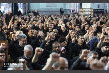 اقامه نماز ظهر عاشورا 8