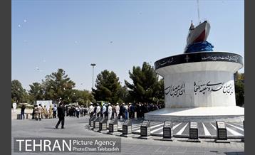 آیین نواختن زنگ دانش آموز شهید با حضور دکتر نجفی 24