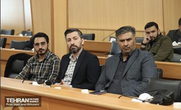 نشست صمیمانه شهردار تهران با جمعی از شعرا 37