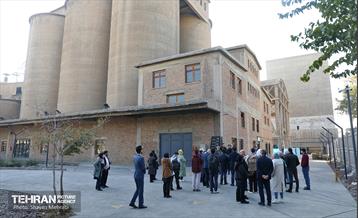 بازدید سفرا کشورهای خارجی از منطقه ۲۰ 60