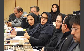 نشست هم اندیشی با مدیران روابط عمومی مناطق 22 گانه 32