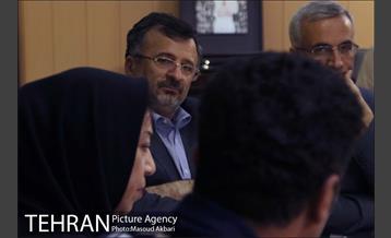 بدرقه دکتر داورزنى از تیم ملى والیبال بانوان  3