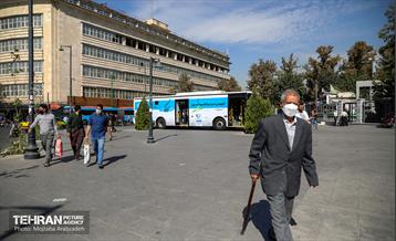 اتوبوس سیار واکسیناسیون - میدان راه آهن 18