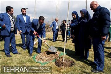 آیین پاسداشت شهدای محیط بان در برج میلاد 19