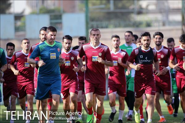 تمرینات سخت کالدرون برای پرسپولیسی‌ها 12