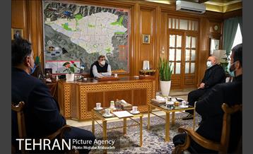 جلسه مشترک شهردار تهران با مدیران‌عامل پرسپولیس و استقلال 9