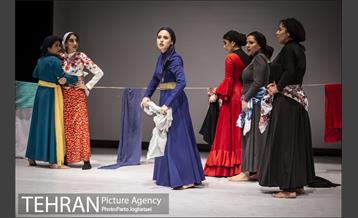 نمایش «شب/خارجی/یرما» 20