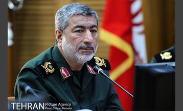 دیدار فرمانده سپاه محمد رسول الله تهران با شهردار تهران 31