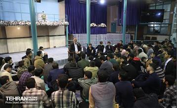 نشست صمیمانه شهردار تهران با دانش آموزان بسیجی سراسر کشور 15