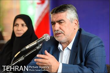 تور خبری بازدید از اماکن تاریخی منطقه ۴ و نشست خبری شهردار منطقه ۴  27