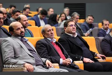 آیین تجلیل از برگزیدگان مناطق 22 گانه 40