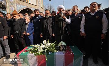 تشییع پیکر شهید آتش‌نشان «قریب رضا دارابی» -1 13