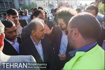 بازدید شهردار تهران از بازسازی پل کریمخان 13