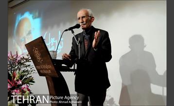 بیستمین "تولد ماه"  استاد غلامحسین امیرخانی 22