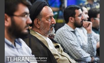 سی‌و‌هفتمین شب شاعر‎ 8