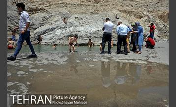 جاری‌ شدن آب در چشمه‌علی 34