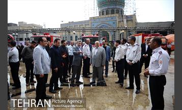 بازدید اعضای شورای اسلامی شهر از نمایشگاه آتش نشانی 42