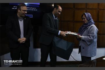 جلسه هم‌اندیشی رییس نهاد پایش طرح های توسعه شهری با جمعی از بانوان 4