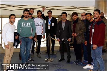 بازدید تیم ملی کشتی فرنگی از برج میلاد تهران