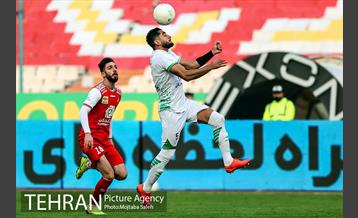 دیدار تیم های فوتبال پرسپولیس و ذوب آهن 21