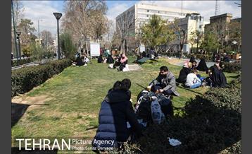 خیابان پانزده خرداد در روزه های پایانی سال‎ 23