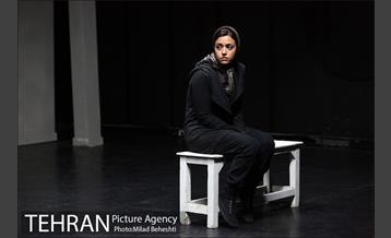 نمایش خداوند هایم را فراموش کرده است‎ 14