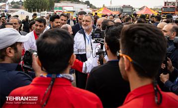 بازدید شهردار تهران از مانور تمرین اسکان اضطراری 15