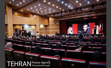 مراسم رونمایی کتاب محمد؛ مسیح کردستان 9