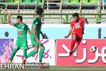 دیدار تیم های ذوب آهن و پرسپولیس 24