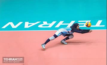 دیدار دو تیم والیبال زنان مهرسان و پیکان تهران 13