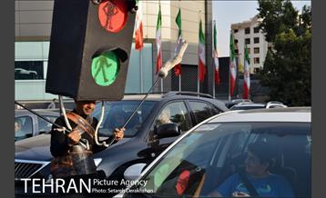 اجراهای خیابانی کمپین از خودمان شروع کنیم 4