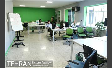 بازدید دکتر نجفی از کارخانه نوآوری‎ 14