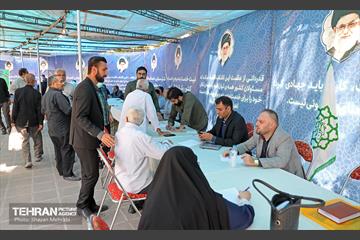 میز خدمت شهرداری تهران در نماز جمعه 19