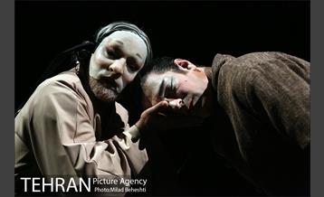 نمایش افسون معبد سوخته‎ 19