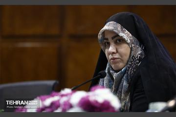 جلسه هم‌اندیشی رییس نهاد پایش طرح های توسعه شهری با جمعی از بانوان 27