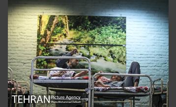 شب های تهران،فوریت خدمات اجتماعی 42