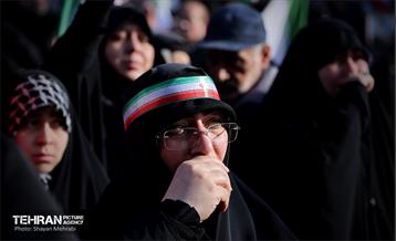 بدرقه شهیدان تنگسیری و اسحاقی توسط اهالی پایتخت 24