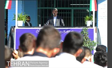 طرح اعطای دوچرخه شهری توسط شهردار تهران به دانش آموزان 7