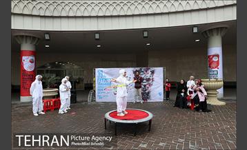 اجرای تئاتر خیابانی در میدانگاه ولی عصر (عج) 12