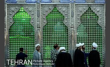 احیای شب نوزدهم ماه مبارک رمضان در حرم امام خمینی(ره) 8