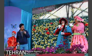 اجرای زنده برنامه محله گل و بلبل در میدان هرندی 17