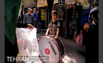 هیاهوی راسته پرچم فروش های تهران 17