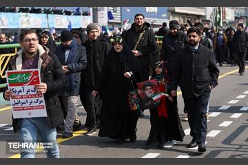 راهپیمایی ۲۲ بهمن در تهران - 3 35